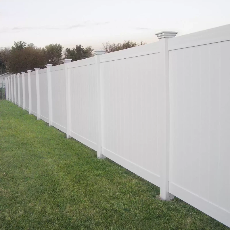 wendelldurables-vinyl-privacy-fencegallery-install-51 wendelldurables-vinyl-privacy-fencegallery-install-51